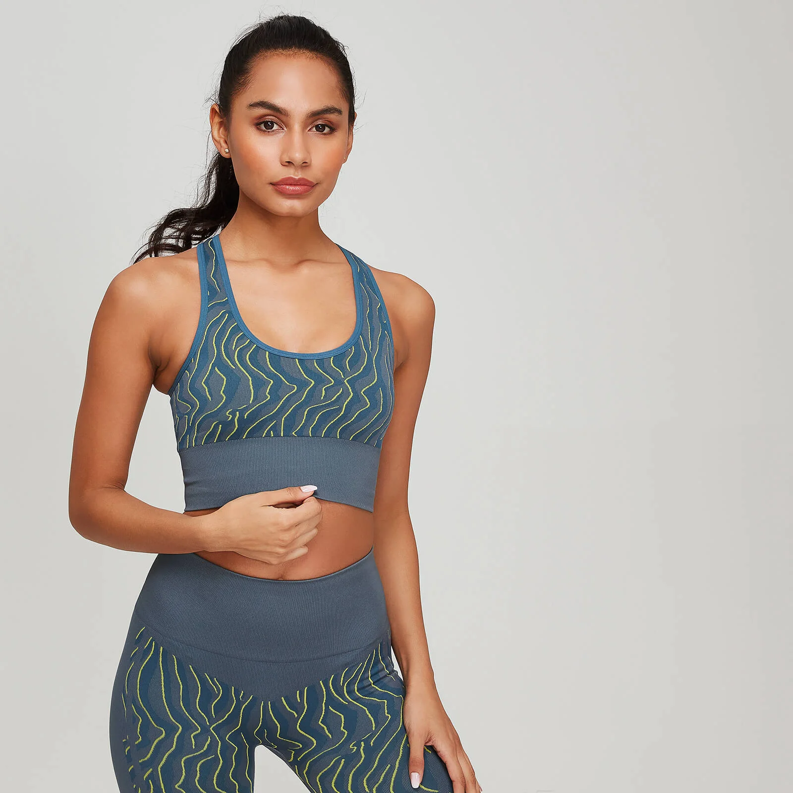 MP Women's Animal Zebra Seamless Sports Bra - Slate/Stargazer - XS Изображение 1