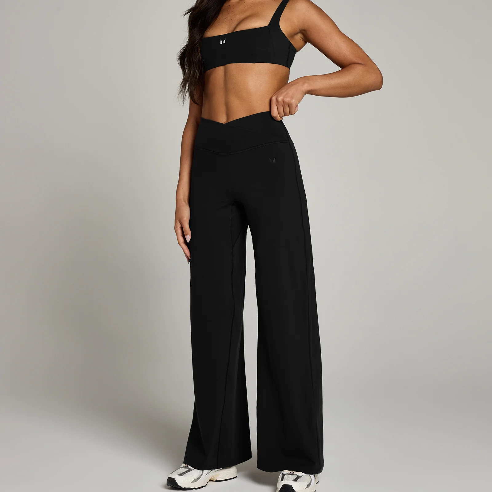 MP Studio Дамски клин с широк крачол и колан с прехвърляне — черен - L Изображение 1